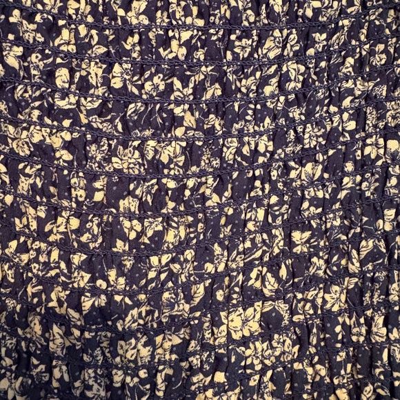 Max Studio Smocked Blue and White Floral Top - Picture 2 of 3